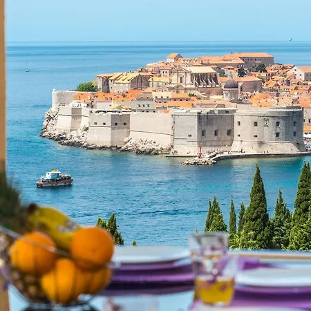 Lavander & Violet 아파트