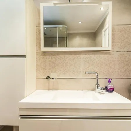 Lavander & Violet * Dubrovnik