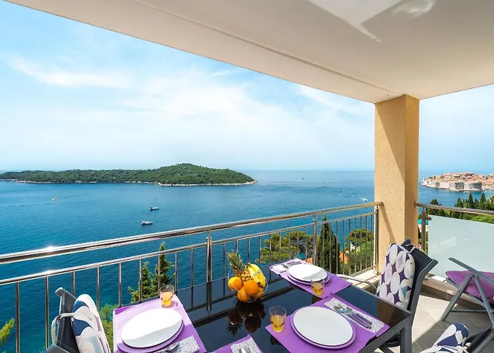 Lavander & Violet Lägenhet