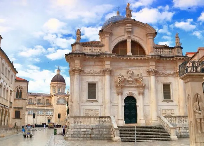 Lavander & Violet Lägenhet